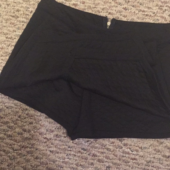 Black Quilted High Rise Shorts "Skort" - Picture 3 of 5